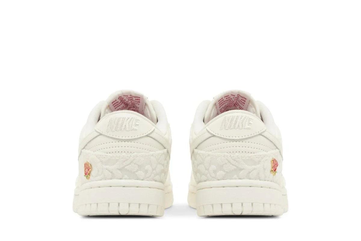 Nike Dunk Low Give Her Flowers Branco
