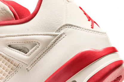 Nike Air Jordan 4 Retro Valentine's Day Sierra Red Vermelho