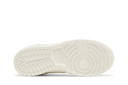 Nike Dunk Low Give Her Flowers Branco