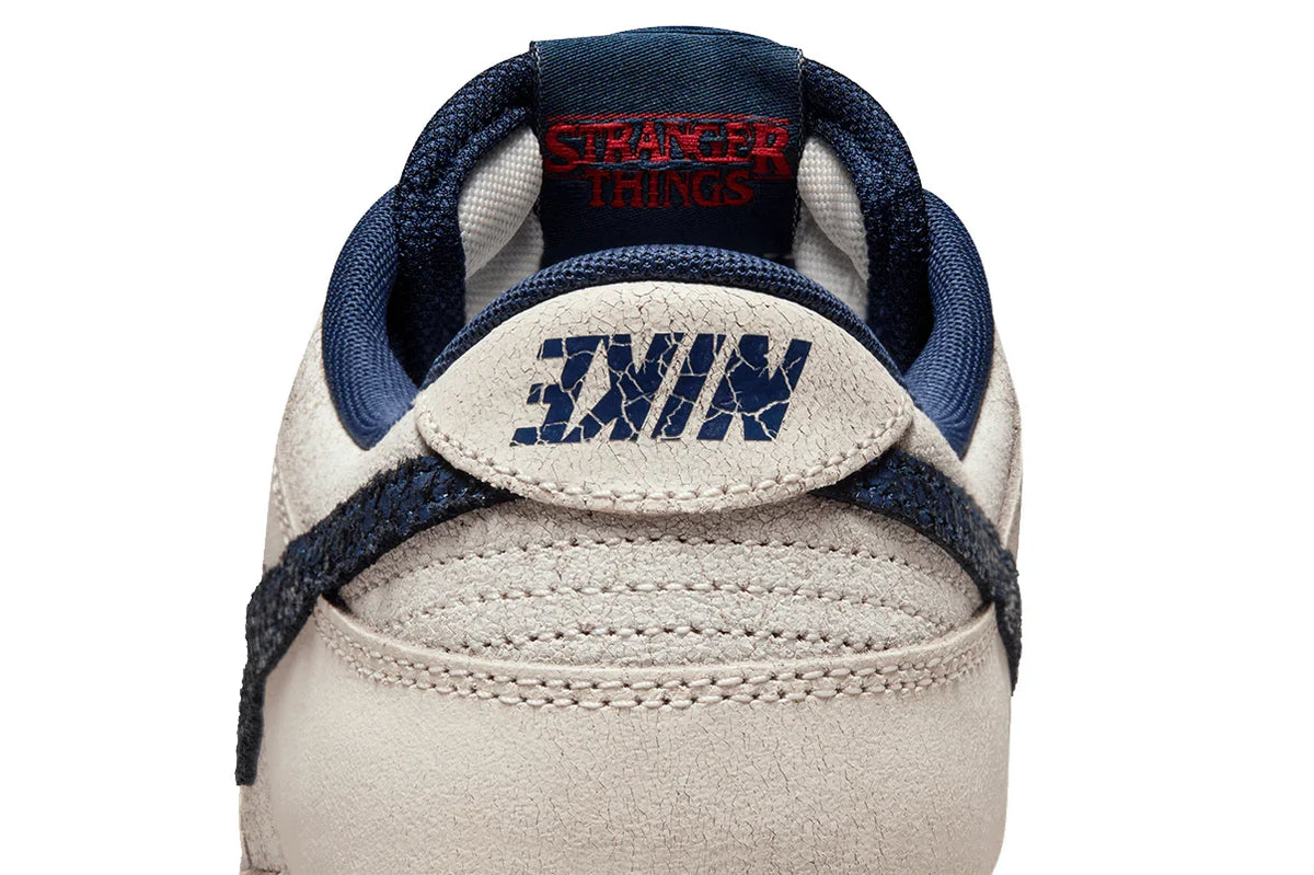 Nike Dunk Low Stranger Things Phantom Branco