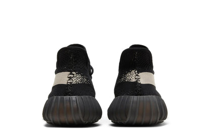 Yeezy Boost 350 V2 Oreo Preto